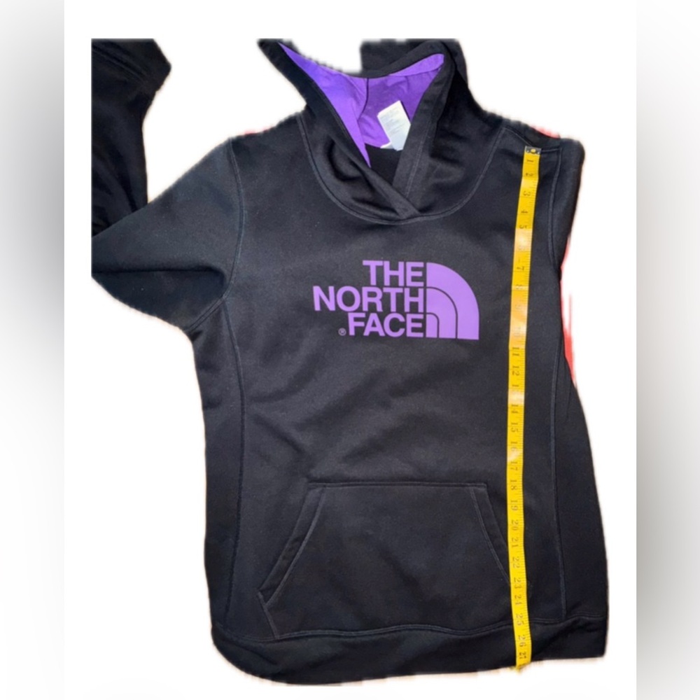 The North Face Women's Black and Purple Hoodie - Picture 5 of 6